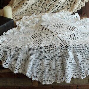 Vintage Woven Tablecloth, Large White Crochet Doily, 42" diameter